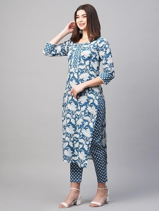 ANNI DESIGNER Women's Cotton Blend Straight Printed Kurta & Pant